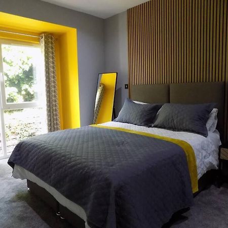 2 Bedroom Luxury City Centre Apt Lincoln Exterior photo