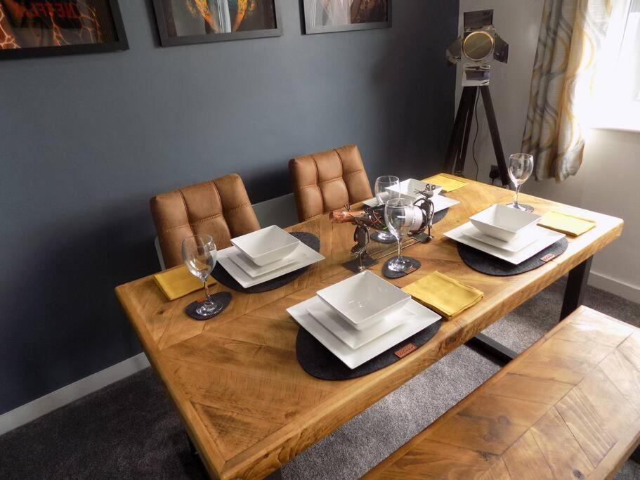 2 Bedroom Luxury City Centre Apt Lincoln Exterior photo